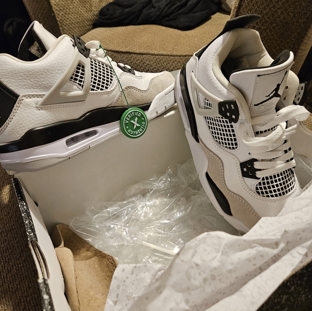 Brand new Jordan 4 Military Black